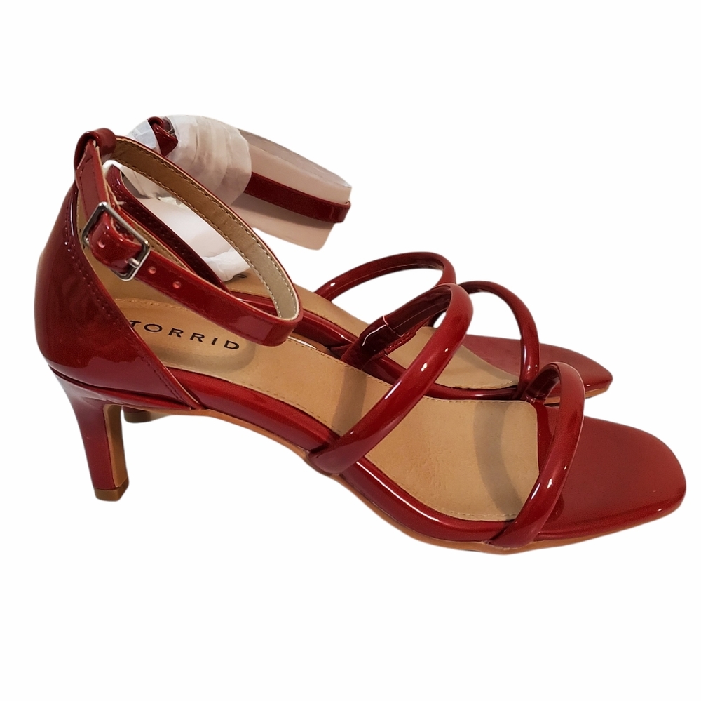 Torrid 7.5W Red Strappy Heels